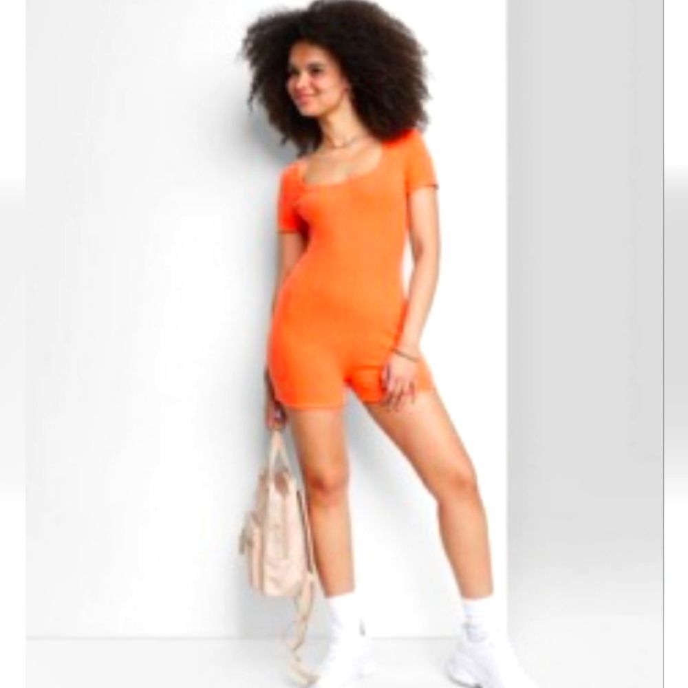 Womens Orange  Short Sleeve Lace Up Back Fitted Romper - Picture 4 of 6